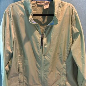 L.L. Bean 2XL Women's Light Green  Lightweight Jacket with Stowable Hood